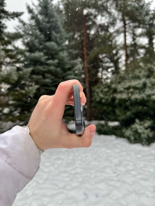 iPhone 15 Pro 128 GB Black Titanium Neverlock