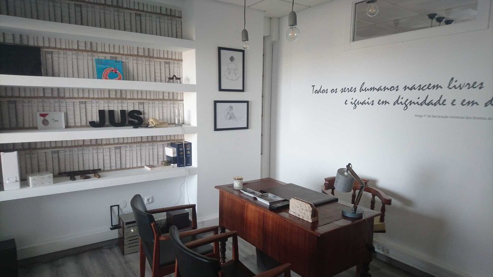 Arrendo sala de escritório no Seixal em Centro de Escritórios