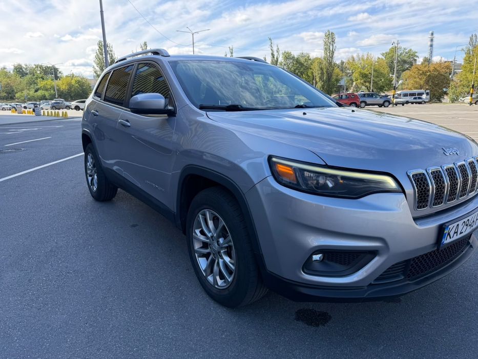 Продам jeep cherokee