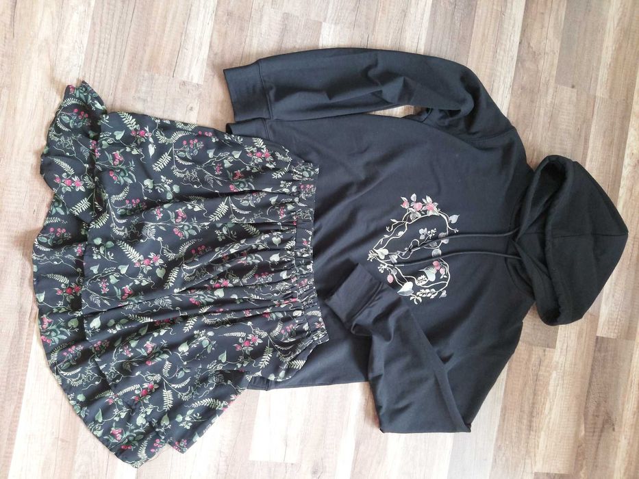 Zestaw, bluza i spódniczka, TOP SECRET.