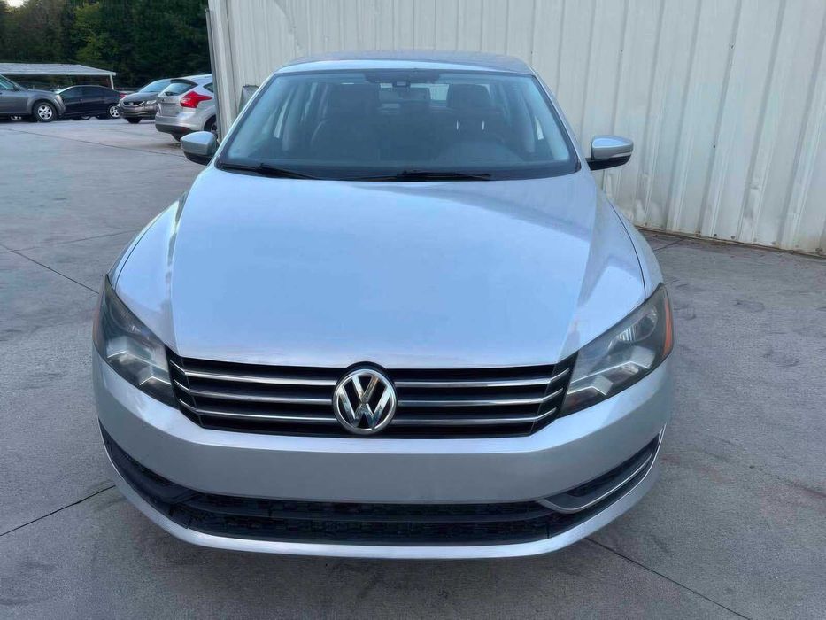 Volkswagen Passat      2014