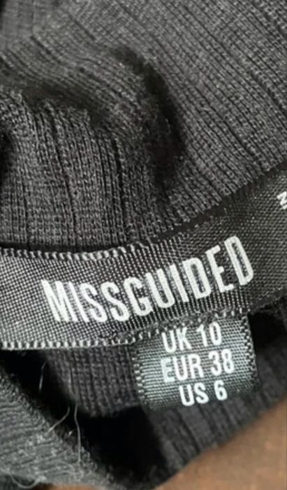 Sukienka bawełniana z długim rękawem-czarna