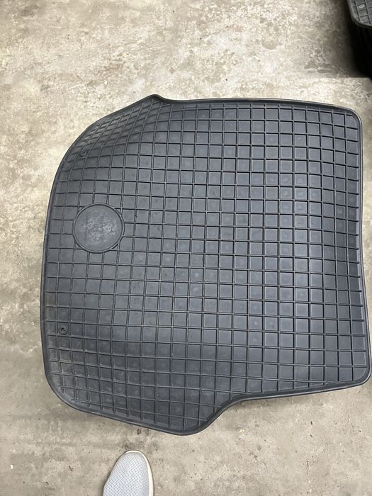 Автоковрик Mazda 3