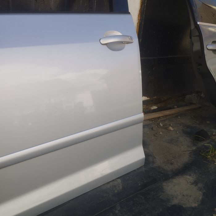 Volkswagen Golf plus drzwi przód lewe la7w Europa