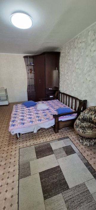 Сдам 2 ком кв Лахтинская 4/5