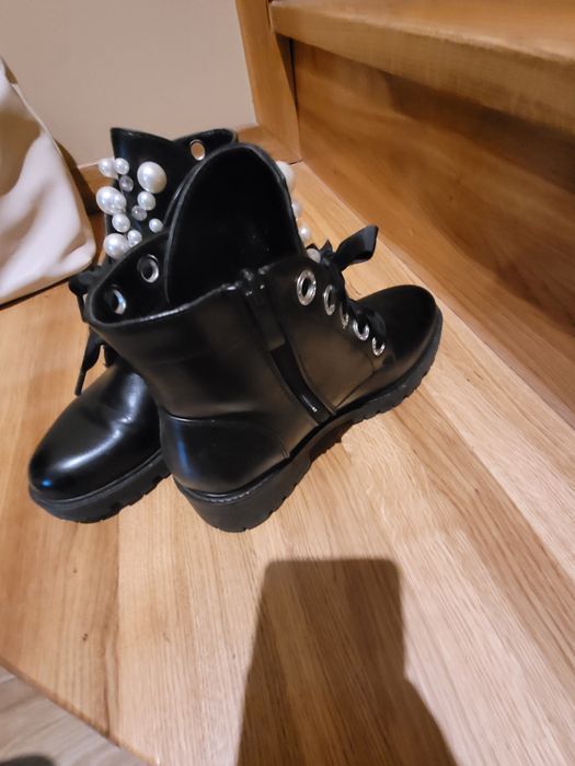 Buty damskie 39 czarne stan bdb