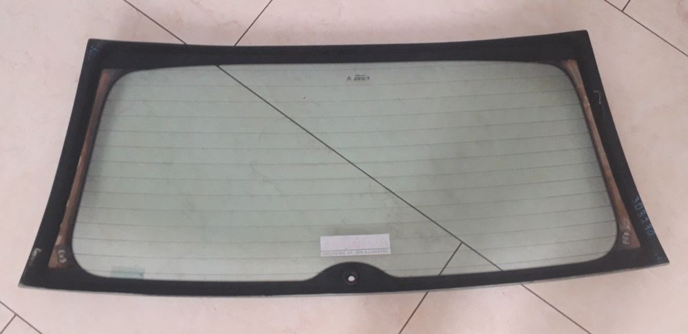 Стекло заднего вида ситроен с4