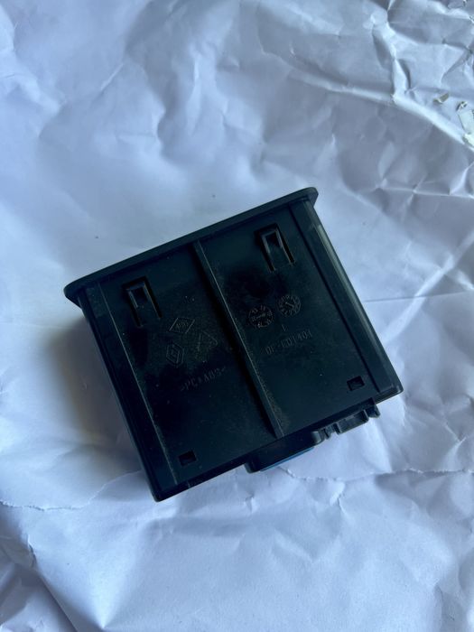 Módulo Conectores USB + AUX Renault Megane 4 / Talisman (280239853R)