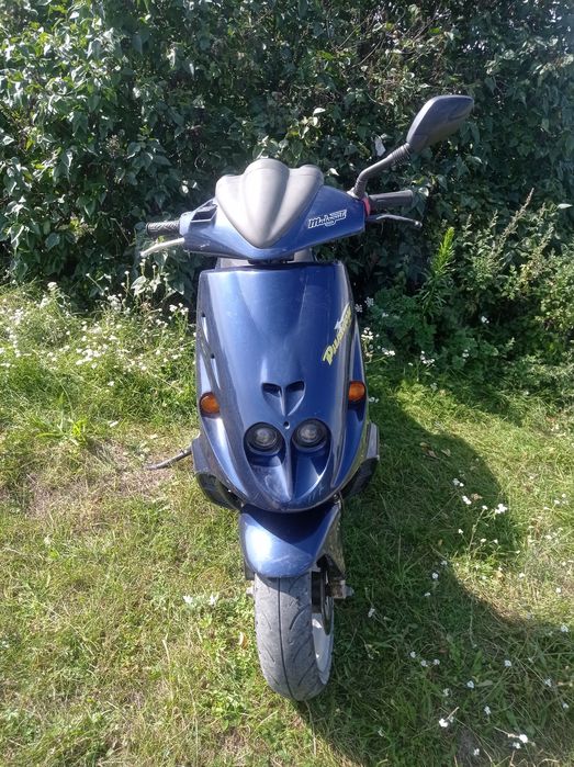Продам скутер MALAGUYI