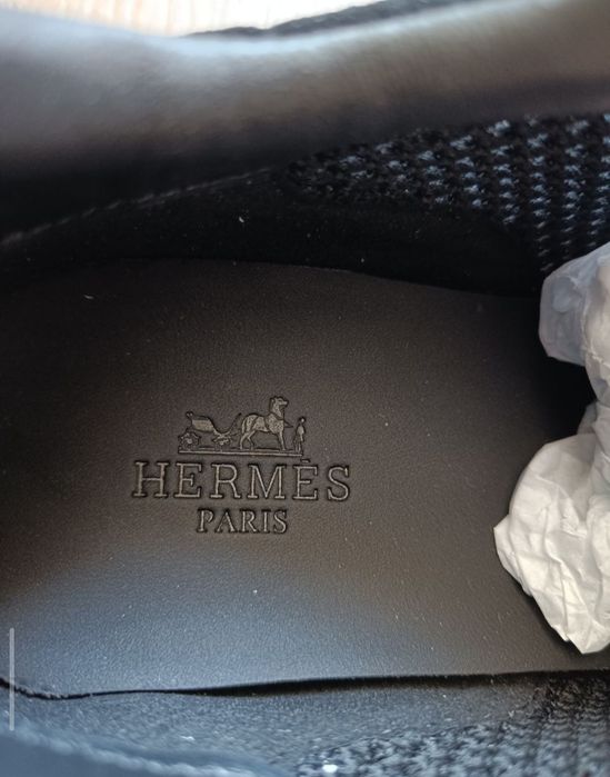 Кросівки Hermes із перфорацією 38,39