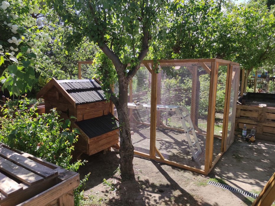 Kurnik WIKO L na 6-8 kur , kaczek sosna jodła ocieplony,malowany!