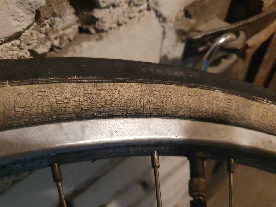 Zestaw kół do roweru 26 cali przód i tył z oponami schwalbe