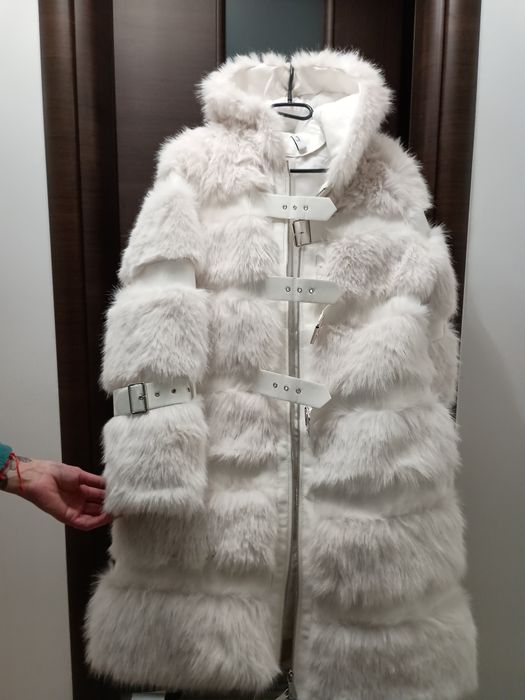 Futerko damskie ciepłe  z kapturem