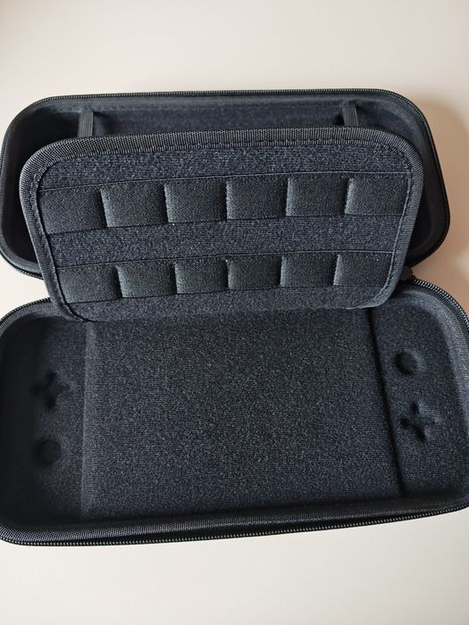Twarde etui do konsoli Nintendo Switch
