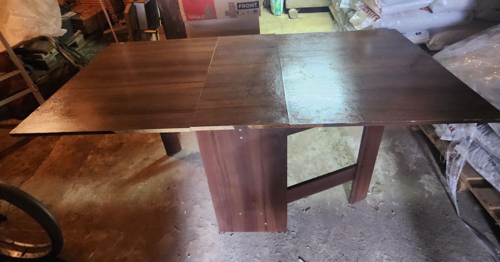 Mesa de cozinha dobrável