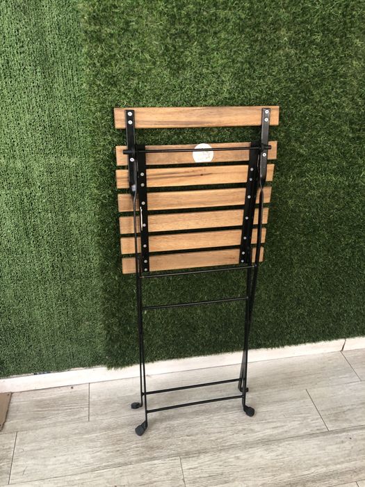 Cadeira preta IKEA