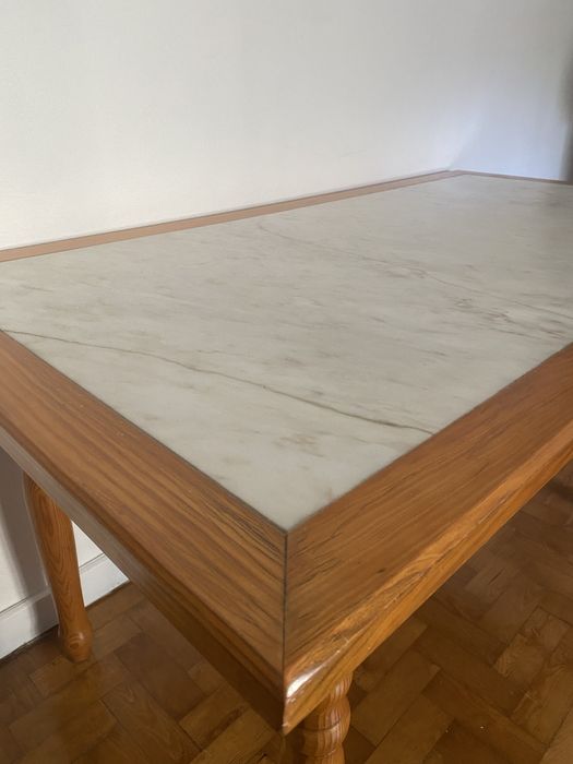 Mesa de jantar mármore e madeira
