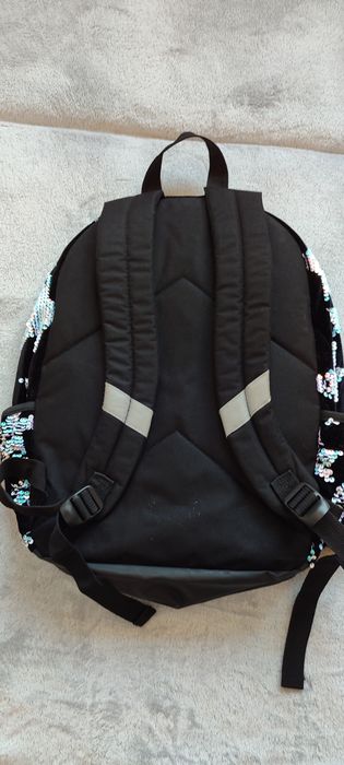 Рюкзак з паєтками