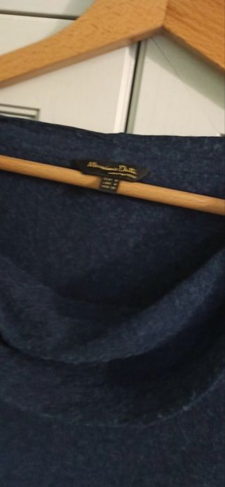 Bluzka z długim rękawem i luźnym dekoltem Massimo dutti S