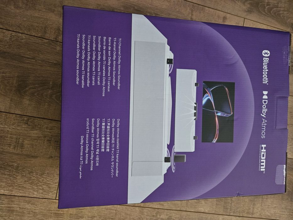 Soundbar z głośnikami