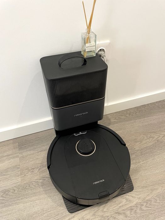Roborock Q5 Pro+ Robot Aspirador Preto + Estação de Esvaziamento Automático