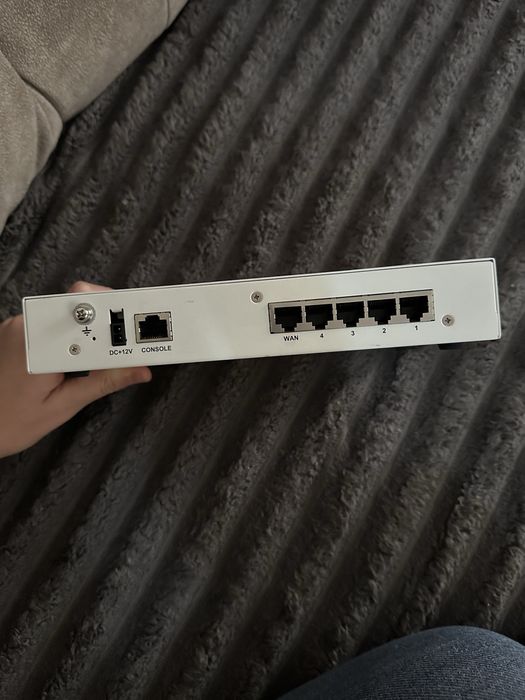 Fortinet FortiGate 30E (FG-30E)