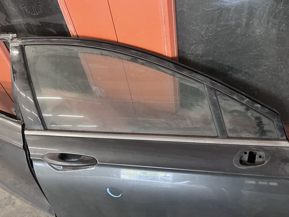 Праві дверки Ford Fusion Mk5 J5  передня/задня/ разборка