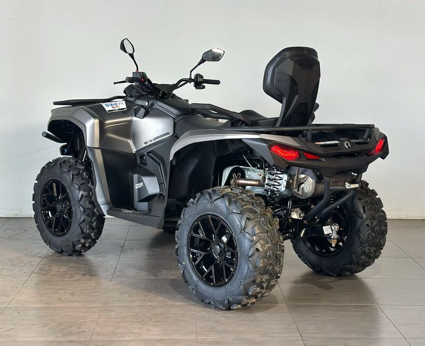 Can-Am Outlander  MAX HD7 XT