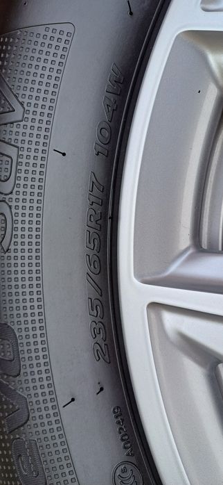 Alufelgi 17" Nowe oryginalne Audi i opony letnie.
