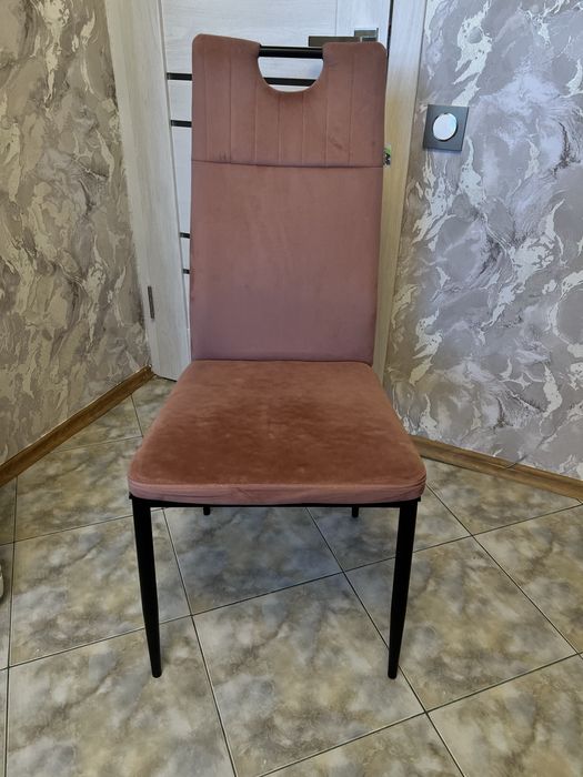 Терміново! Стілець, пудра