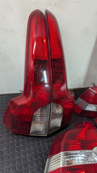 Задні ліхтарі volvo v50. С-40
