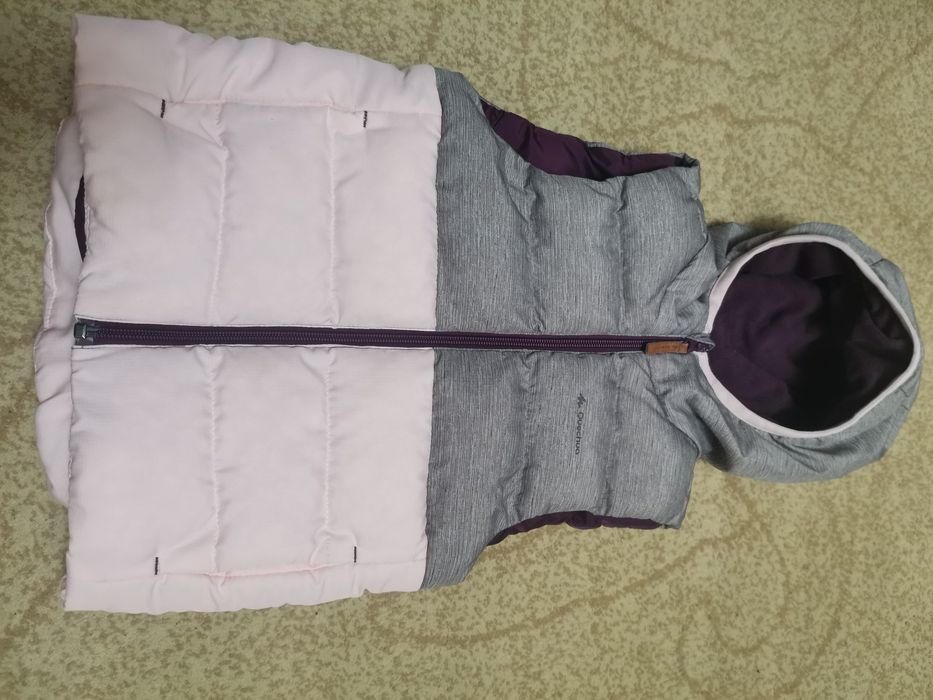 Жилетка для дівчинки тепла Декатлон на 4 роки 98-104