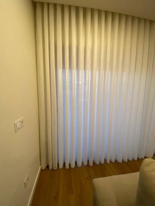 Precisa de uma boa costureira? Pare de procurar! Arranjos de Roupa