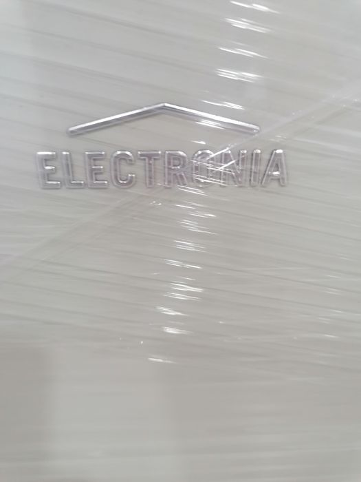 Arca congeladora Electronia HS-258CN – 198 L