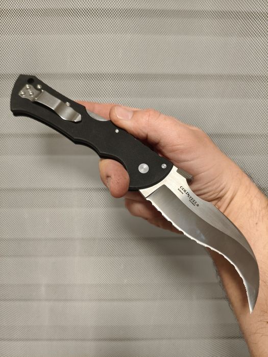 Cold Steel Black Talon II folder serrated