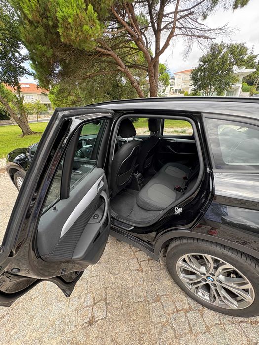 BMW X1 xDrive25e – Plug-in Hybrid Automático