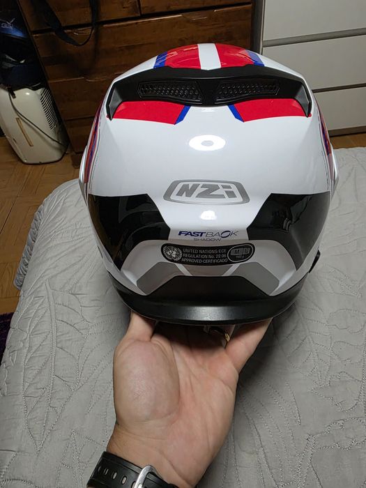 Capacete nzi fastback duo tamanho M
