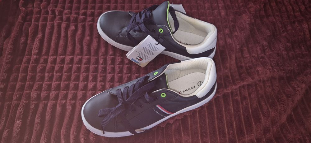 Buty Tommy Hilfiger 38 nowe!