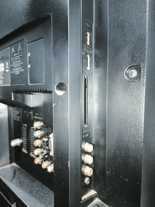 Tv Sony 32 LCD com comando