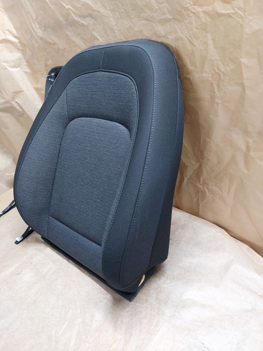 Hyundai Kona oparcie siedzenia przedniego