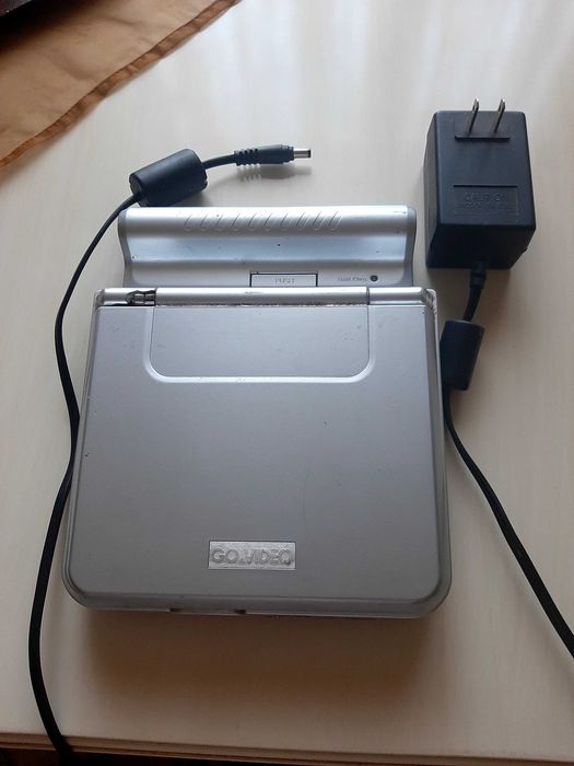 DVD/CD плеер с экраном