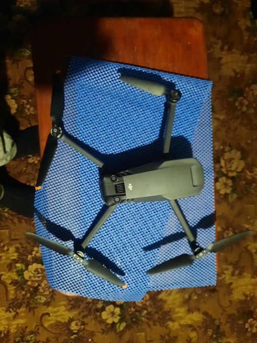 Продам Мавік 3..