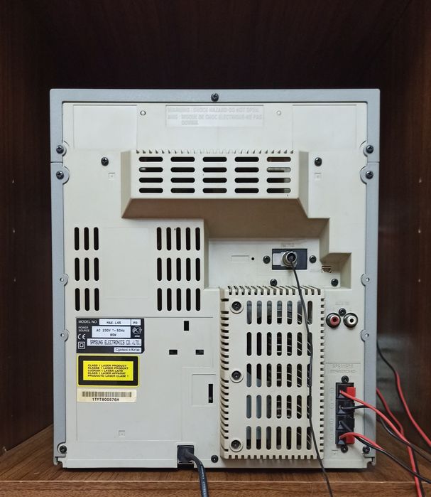 Музыкальный центр Samsung Max-L45 + пульт ДУ  ( колонки не продаются )