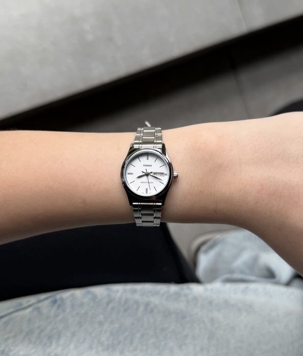 Жіночий годинник casio LTP-V006D-7B2 оригінал женские часы