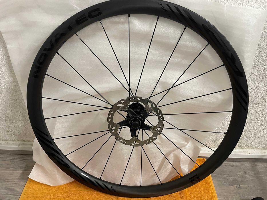 Rodas Novatec estrada R3 Novas