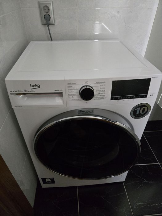 Máquina de Lavar Roupa Beko 9 kg AquaTech 1400 rpm – Excelente Estado
