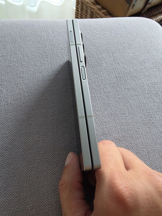 Samsung  Fold  6