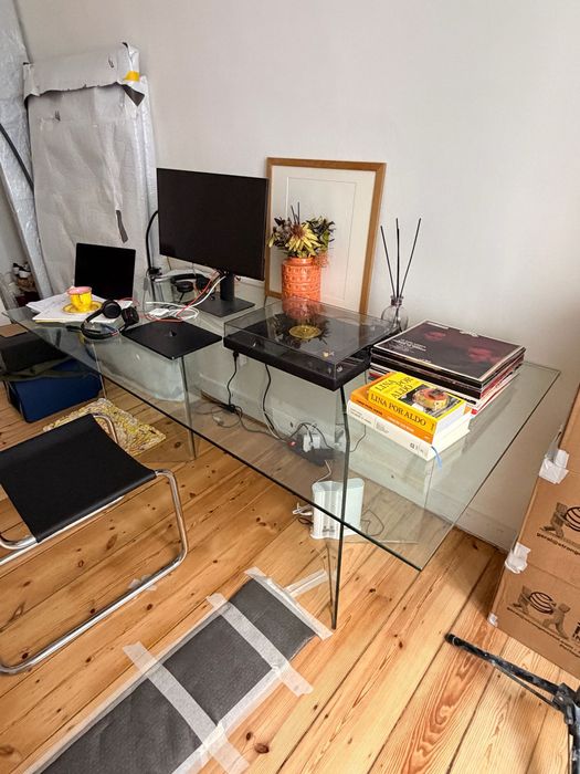 Mesa de jantar em vidro