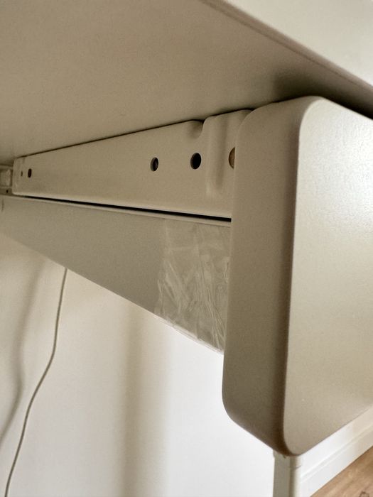 Secretária Ikea RELATERA