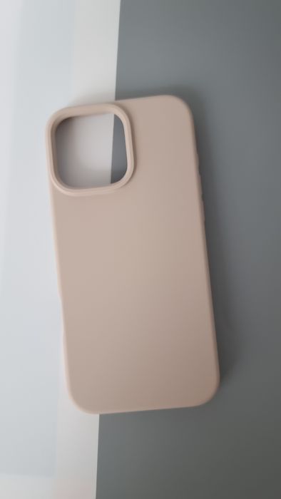 Etui z płynnego silikonu do iPhone 16 Pro Max (6,9